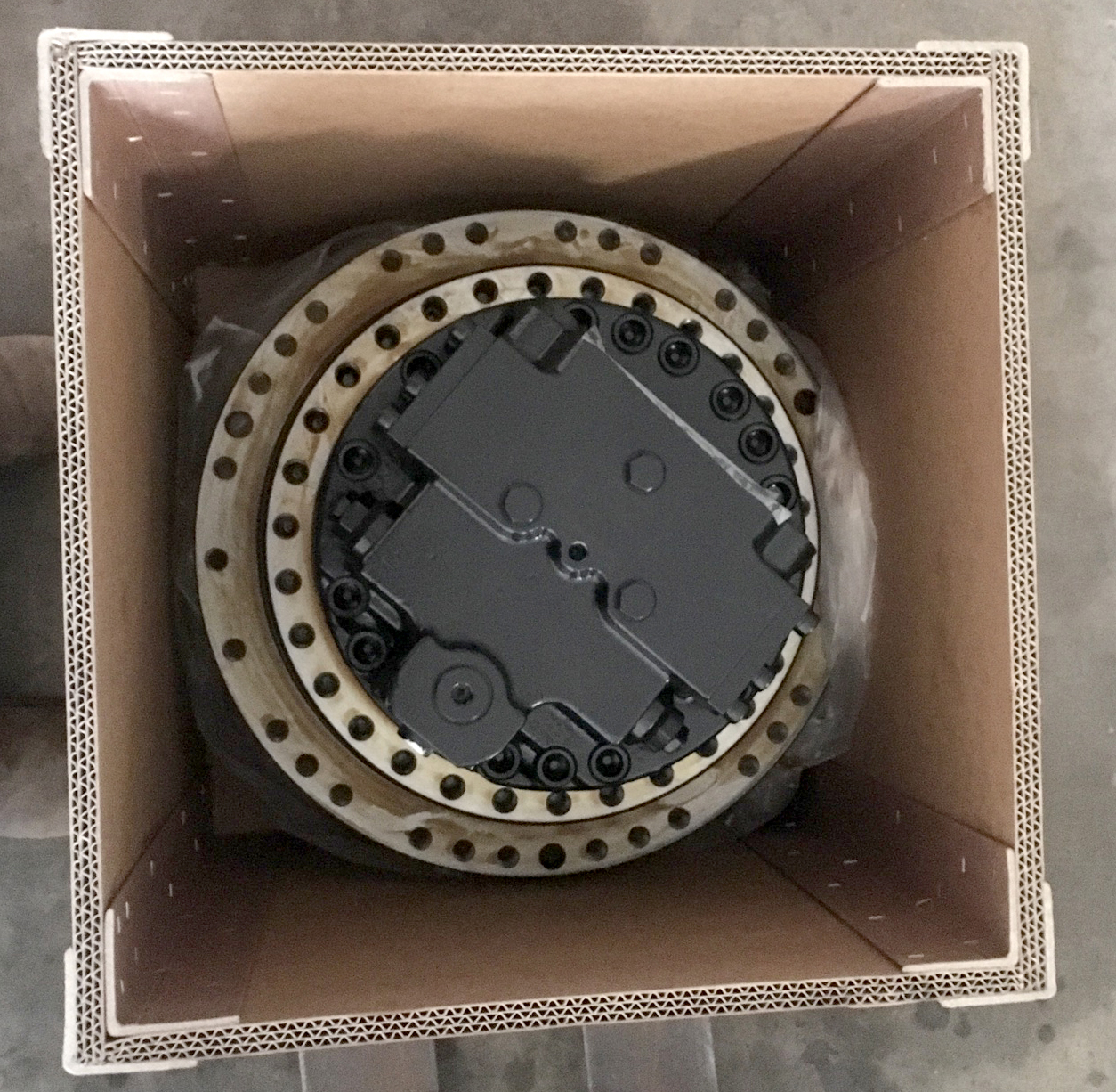EC240B Final Drive (Planetary/Travel Drive) without Motor Part #